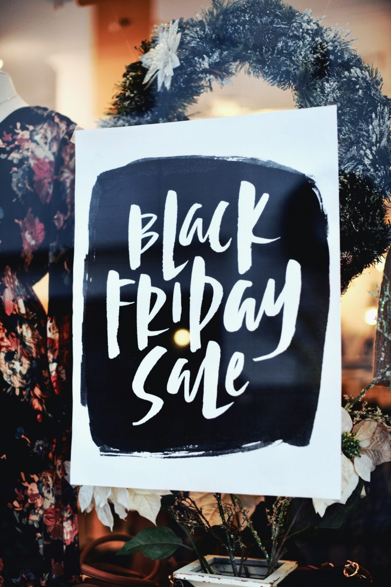 20 Best Black Friday & Cyber Monday Campaign Examples to Inspire Your 2025 Strategy